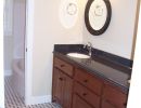 sgl hall bath van   floor