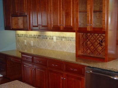 long kitchen coutner detail