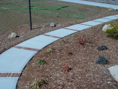 ltf front walk conc with brick bands